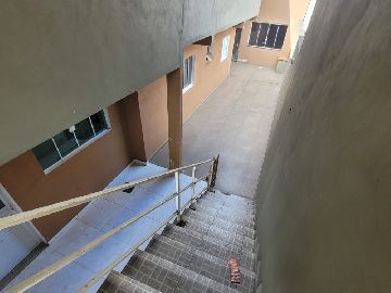 escada de acesso a casa anexa