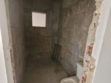 banheiro completo do piso principal