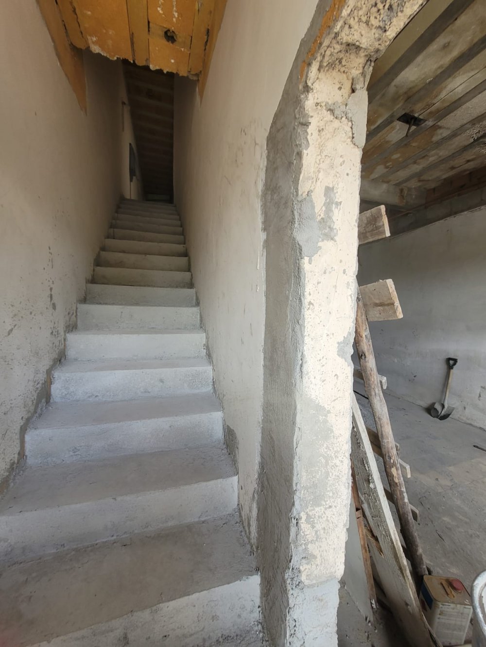 escada que d� acesso ao im�vel