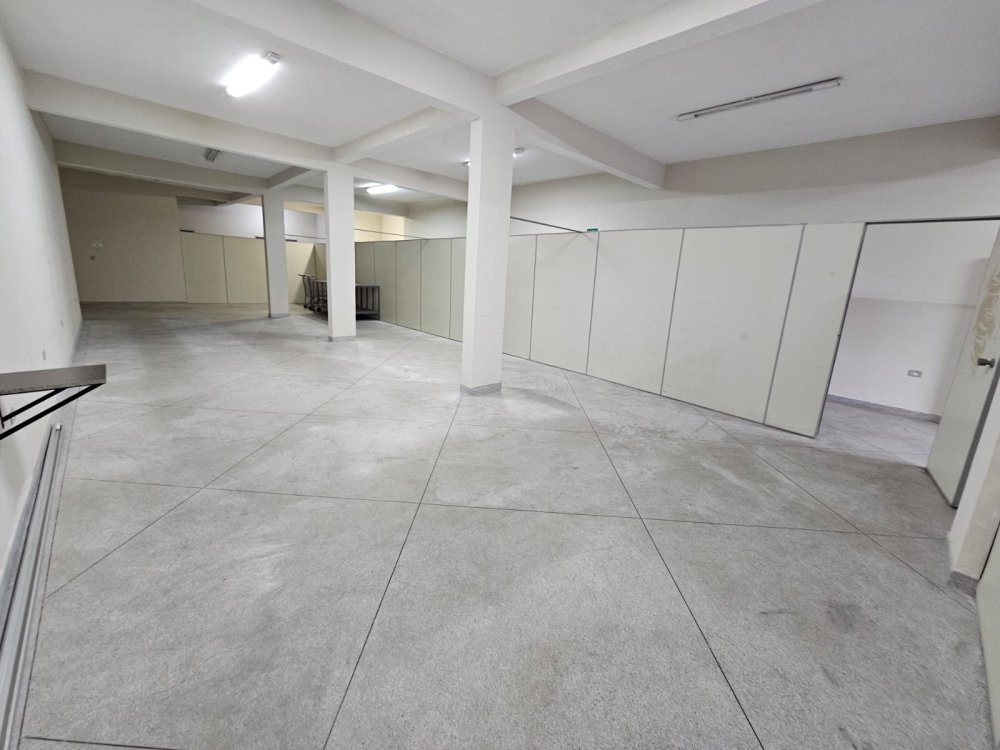 Imvel Comercial - Aluguel - Jardim dos Eucaliptos - Caieiras - SP