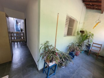 Varanda com acesso pelo quarto principal