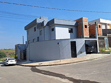 Sobrado Geminado � Venda