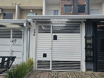 Sobrado Geminado � Venda