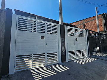Sobrado Geminado � Venda